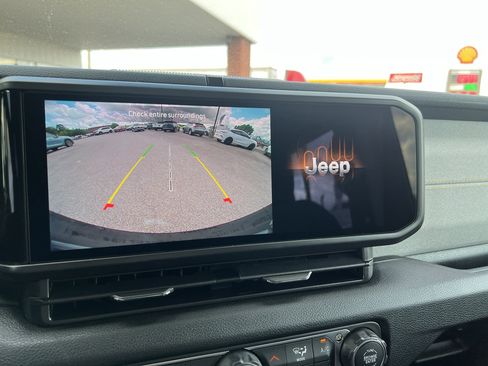 New 2025 Jeep Wrangler Sport S image 19