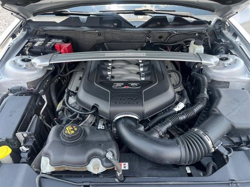 Used 2014 Ford Mustang GT Premium RWD image 11