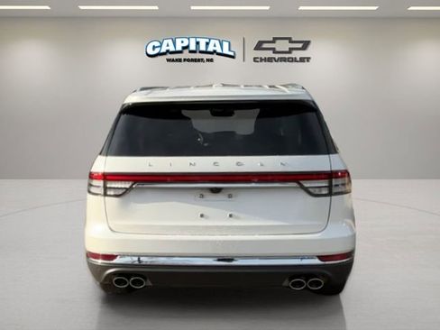 Used 2022 Lincoln Aviator Reserve w/ Equipment Group 201A image 4