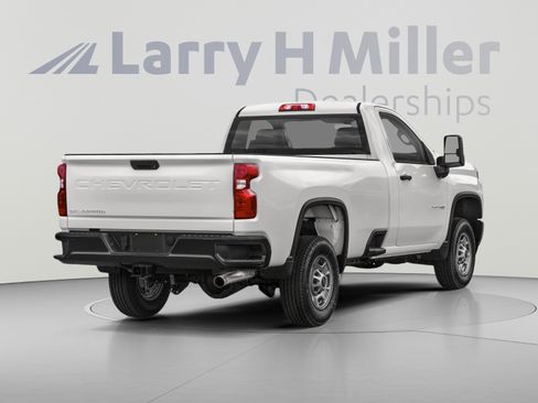 Used 2023 Chevrolet Silverado 2500 W/T w/ WT Convenience Package AWD/4WD image 2