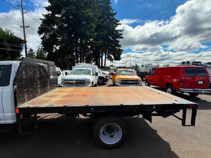 Used 2021 Ford F550 4x4 Regular Cab Super Duty image 16