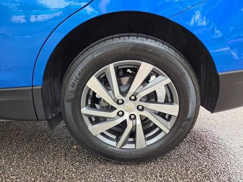 Used 2024 Chevrolet Equinox LT FWD image 17