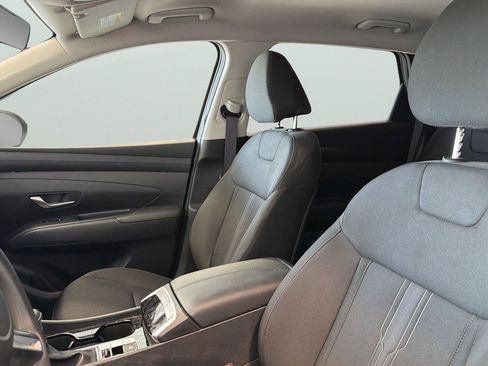 Certified 2025 Hyundai Tucson SEL AWD/4WD image 10