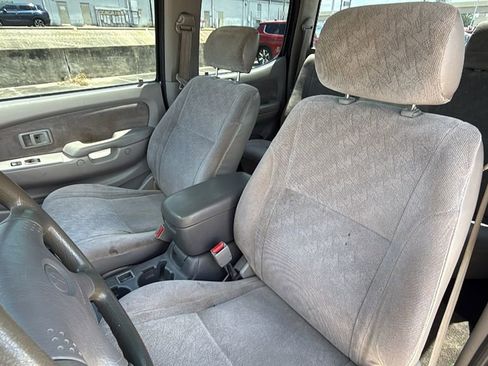 Used 2001 Toyota Tacoma PreRunner RWD image 14