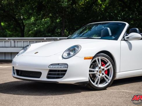 Used 2012 Porsche 911 Carrera 4S AWD/4WD image 38