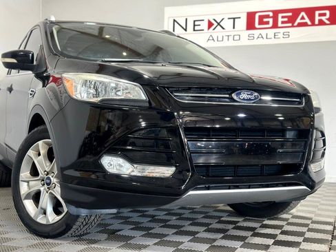 Used 2016 Ford Escape Titanium image 4