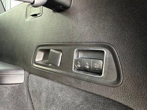 Used 2022 Mercedes-Benz GLS 450 4MATIC image 47