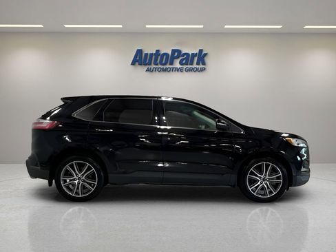 Certified 2021 Ford Edge Titanium w/ Canadian Touring Package image 8