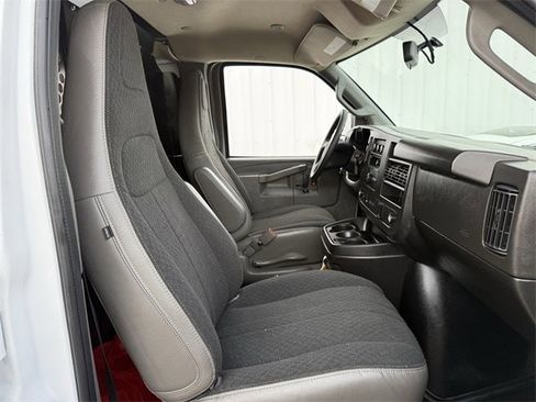 Used 2024 GMC Savana 2500 w/ Driver Convenience Package image 27