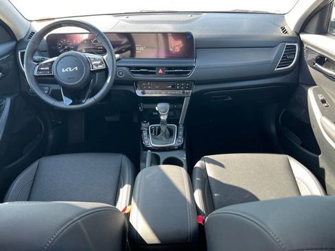 New 2026 Kia Seltos EX w/ EX Sunroof Package image 10