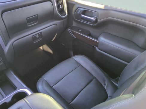 Used 2019 GMC Sierra 1500 SLT w/ SLT Premium Package image 16