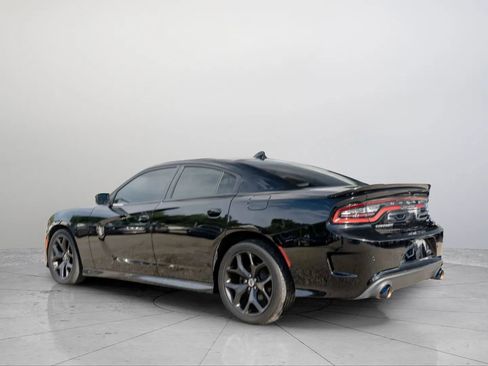 Used 2019 Dodge Charger GT image 3