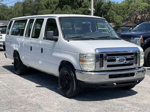 Used 2009 Ford E-350 and Econoline 350 XLT image 11