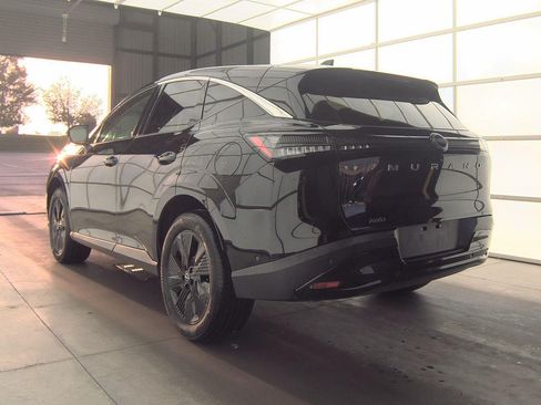Used 2025 Nissan Murano SV AWD/4WD image 4