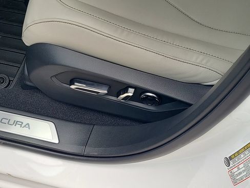 New 2026 Acura RDX SH-AWD image 16