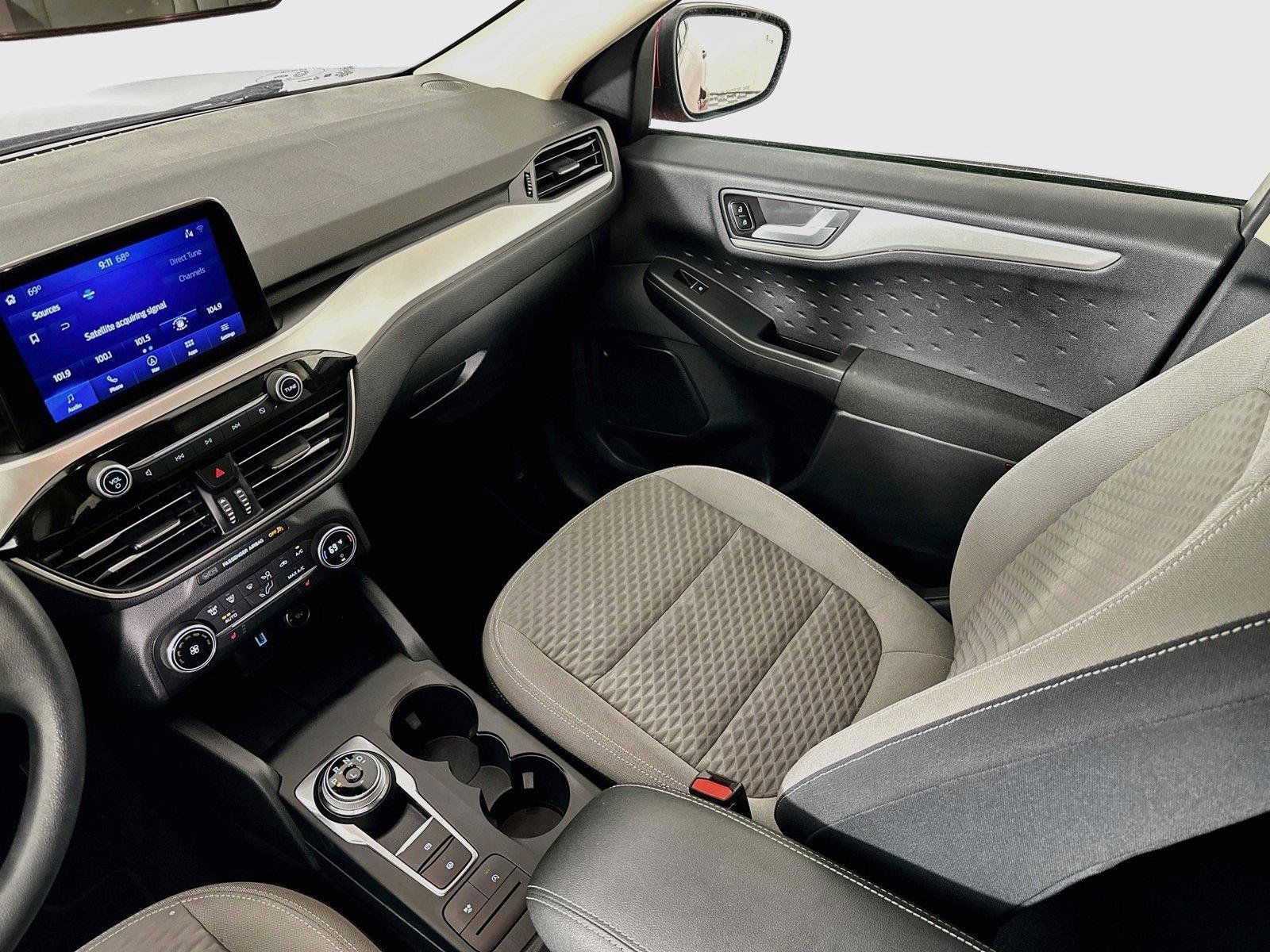 Used 2020 Ford Escape SE AWD/4WD image 25