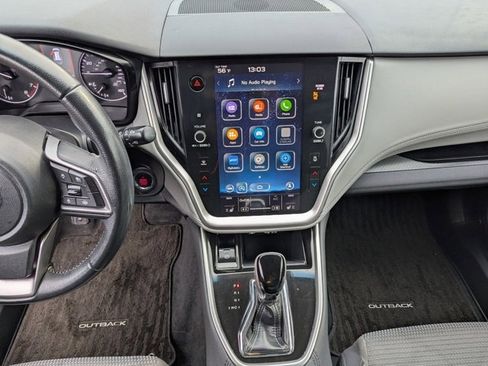 Used 2021 Subaru Outback Premium image 17