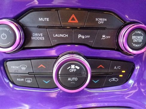 Used 2022 Dodge Challenger R/T Scat Pack w/ Driver Convenience Group RWD image 26