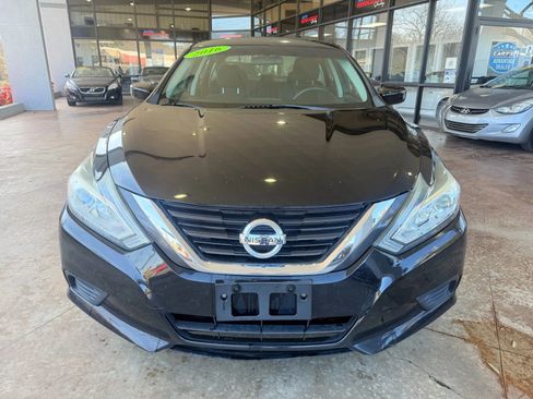 Used 2016 Nissan Altima 2.5 S w/ Power Driver Seat Package image 2