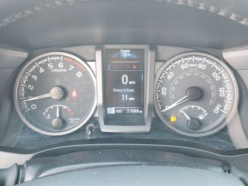 Used 2023 Toyota Tacoma TRD Pro AWD/4WD image 11