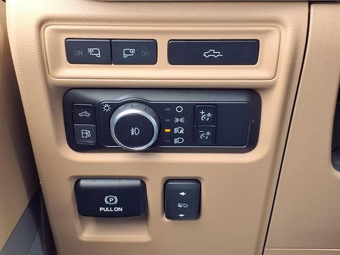 Used 2023 Ford F150 Lariat w/ Equipment Group 502A High AWD/4WD image 23