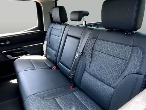 Used 2024 Toyota Tundra Limited AWD/4WD image 21