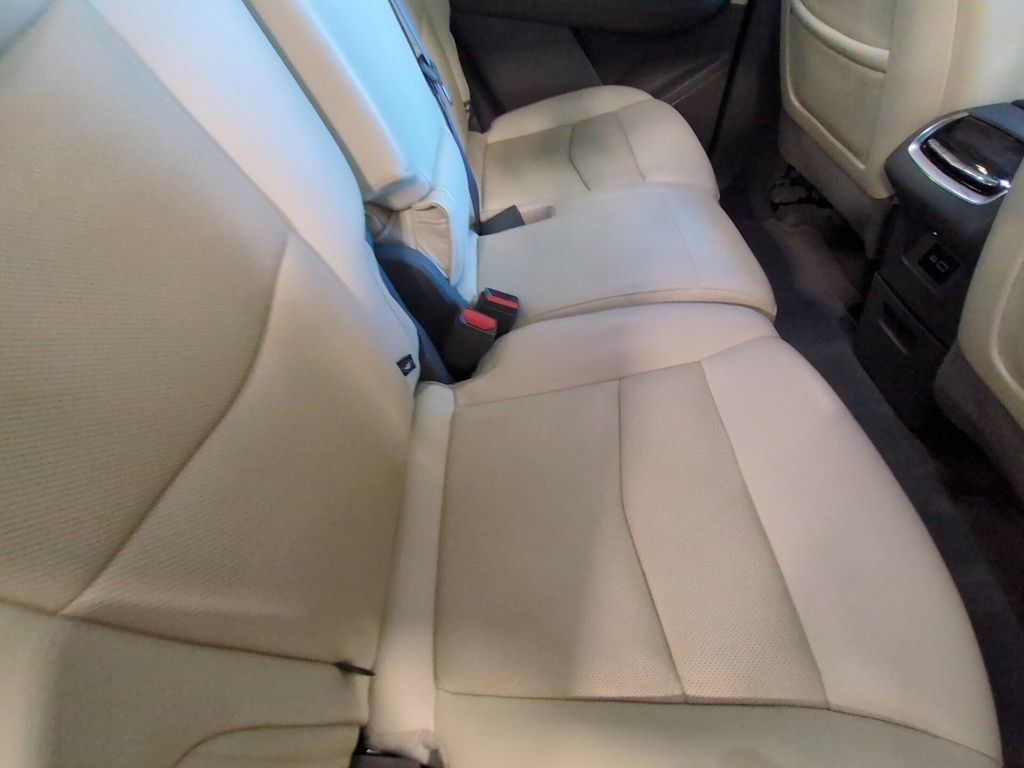 Used 2022 Cadillac XT6 Premium Luxury FWD image 24