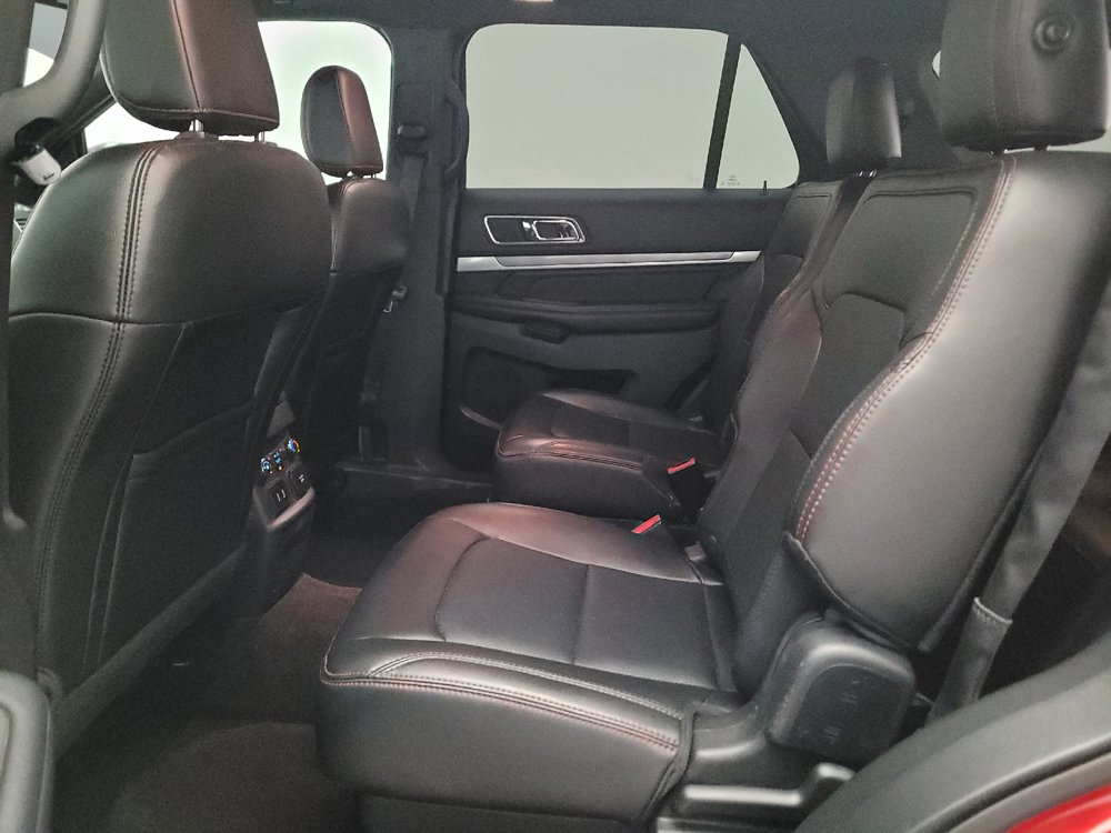Used 2018 Ford Explorer Sport w/ Equipment Group 401A AWD/4WD image 18