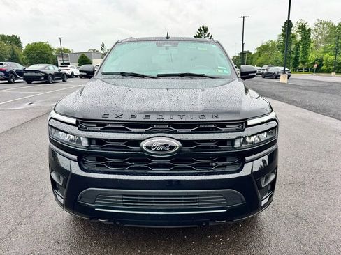 Used 2022 Ford Expedition Max Limited AWD/4WD image 10