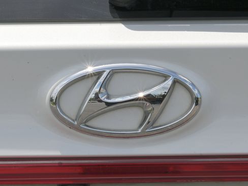Used 2023 Hyundai Santa Fe Calligraphy FWD image 39