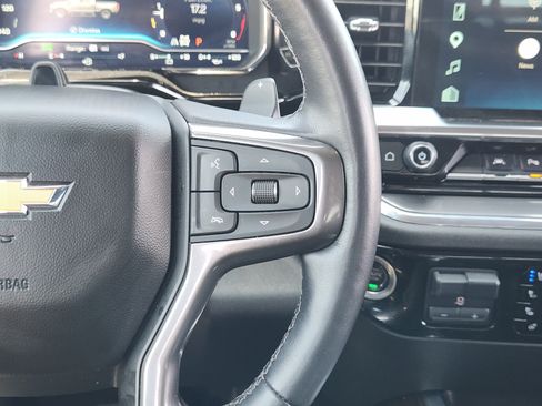 Used 2024 Chevrolet Silverado 1500 High Country w/ Technology Package AWD/4WD image 28
