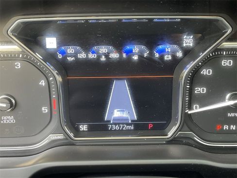 Used 2021 GMC Sierra 3500 Denali w/ Denali Ultimate Package image 12