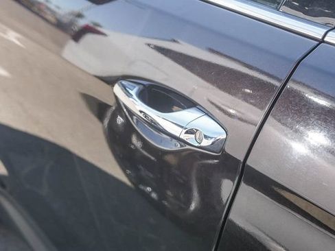 Used 2018 Hyundai Santa Fe SE FWD image 9