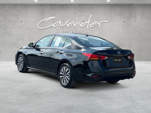 Certified 2025 Nissan Altima 2.5 SV FWD image 14