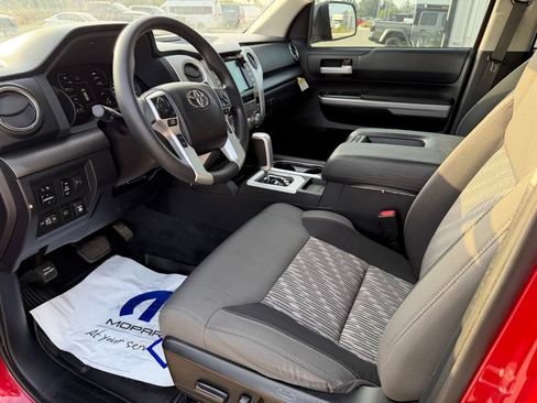 Used 2021 Toyota Tundra SR5 RWD image 12