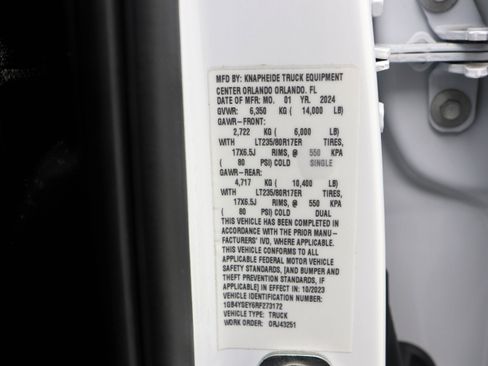 Used 2024 Chevrolet Silverado 3500 W/T w/ WT Convenience Package AWD/4WD image 34