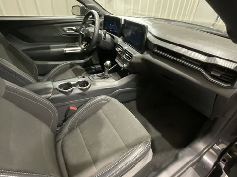 Used 2024 Ford Mustang Coupe image 14