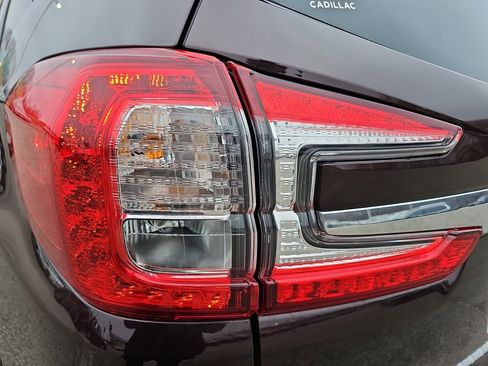 Used 2025 Subaru Ascent Touring image 37