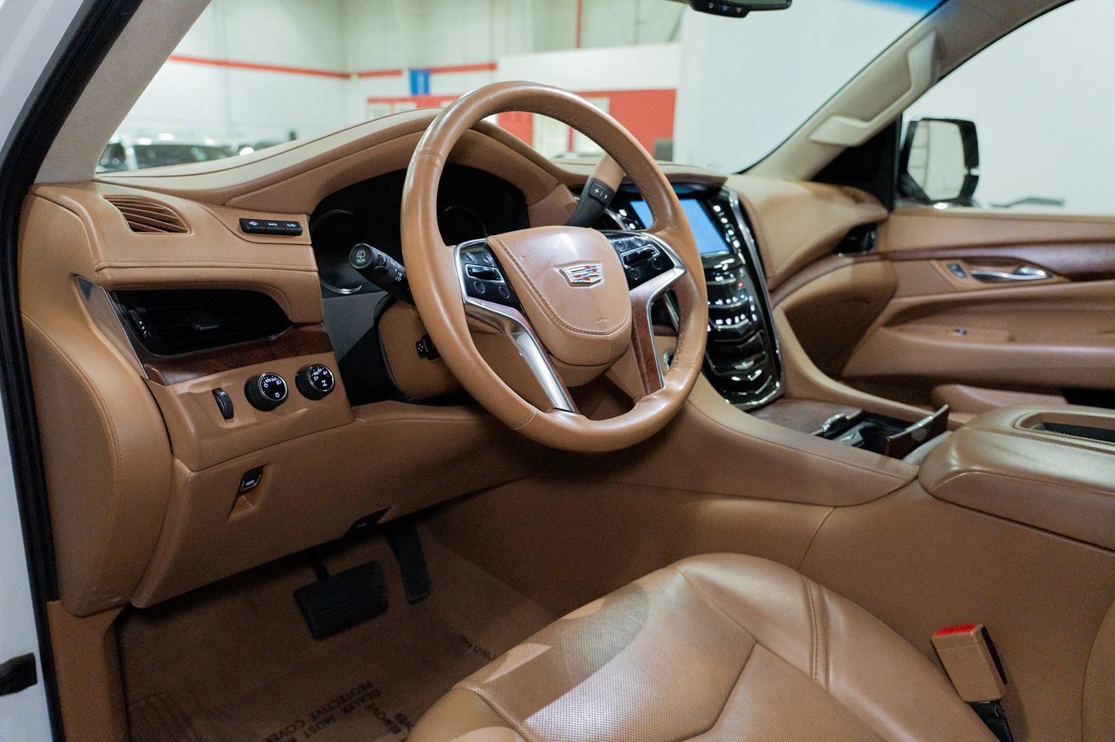Used 2016 Cadillac Escalade Platinum AWD/4WD image 16