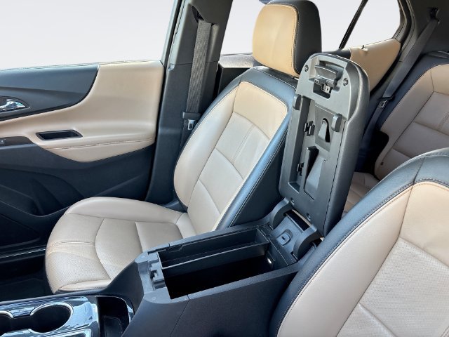 Used 2022 Chevrolet Equinox Premier AWD/4WD image 21