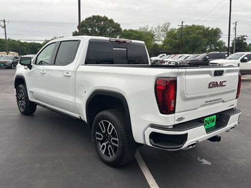 Used 2026 GMC Sierra 1500 AT4 w/ AT4 Premium Package image 9