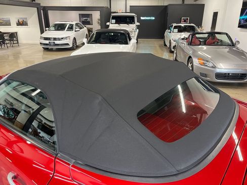 Used 2007 Chrysler Crossfire Convertible w/ Special Edition Group RWD image 34