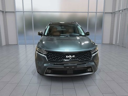 Used 2022 Kia Sorento SX Prestige w/ Rust Color Package AWD/4WD image 3