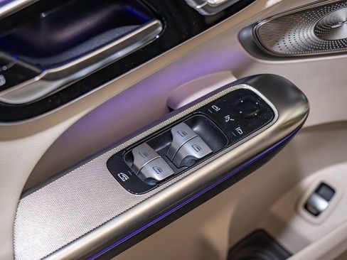 New 2026 Mercedes-Benz GLC 300 4MATIC image 14