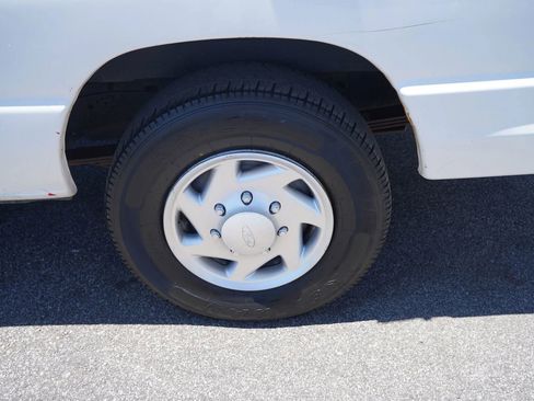 Used 2011 Ford E-250 and Econoline 250 w/ PWR Group RWD image 34
