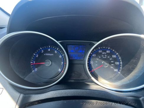 Used 2015 Hyundai Tucson GLS image 11