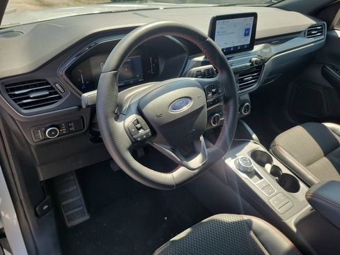 Used 2025 Ford Escape ST-Line Select AWD/4WD image 15