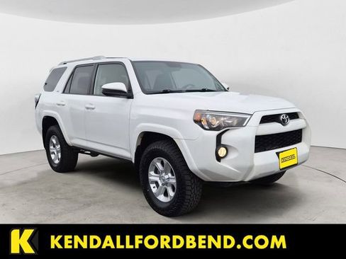 Used 2015 Toyota 4Runner SR5 image 7