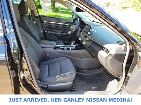 Used 2020 Nissan Altima 2.5 SV AWD/4WD image 21