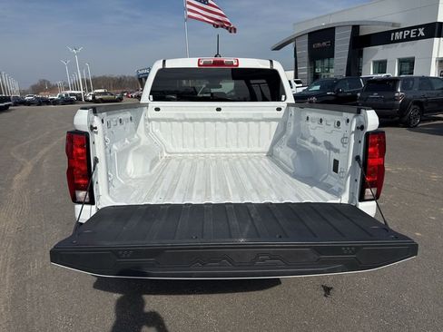 Used 2024 Chevrolet Colorado W/T image 26